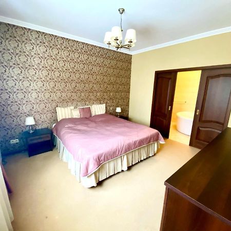 Hotel Przy Debach Stargard Szczeciński Exterior foto